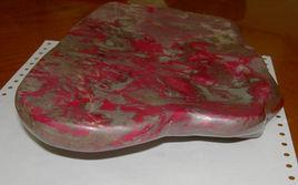 广西桂林鸡血石