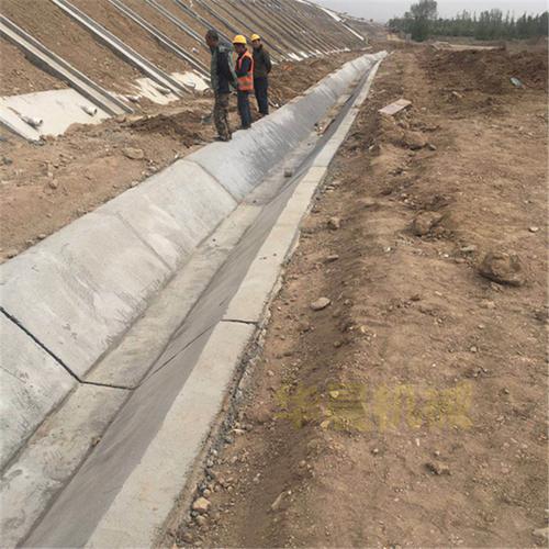 由于u型槽的过水能力和比降密切相关,相同的过水断面,比降大,流速就快