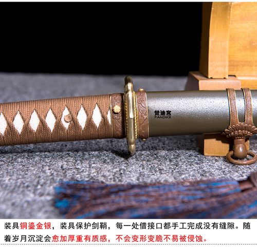 龙泉梵迪客花纹钢烧刃高硬度手工98军刀一体日本弯刀太刀长刀东洋刀