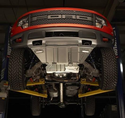 悬挂或者底盘图片) 作为国内全新意义上的越野车型,福特皮卡f150猛禽