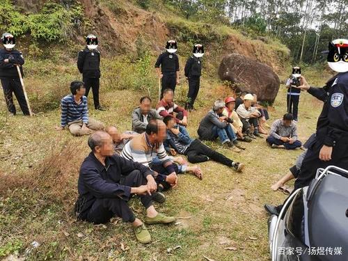 扫黑除恶灵山警方打掉那隆镇充头村委会寻衅滋事犯罪