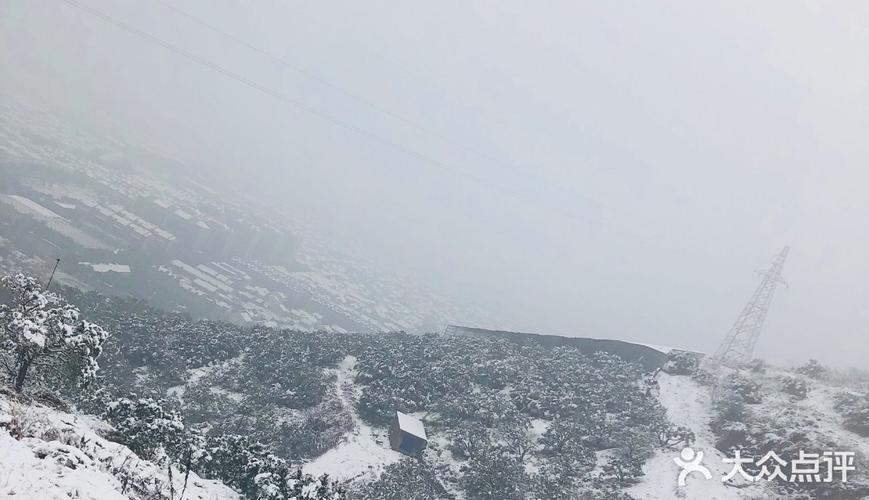 达蓬山的冬季 现在真的很少看到白茫茫一片