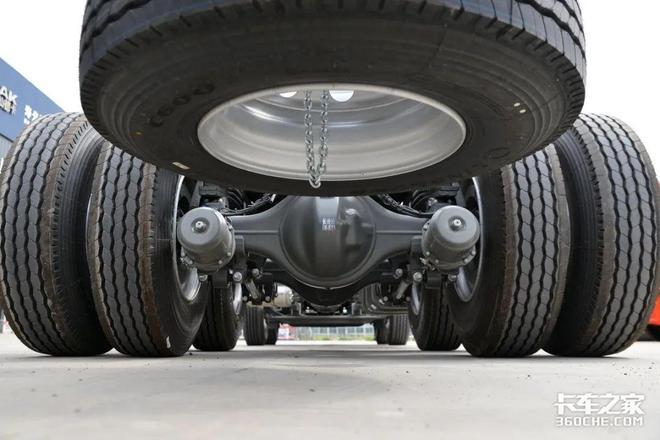 这4款载货车开起来一个比一个舒服|底盘|发动机|变速箱|马力|轮胎