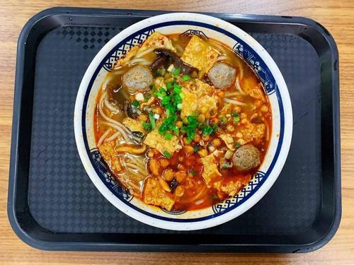 第五饭堂牛筋丸螺蛳粉