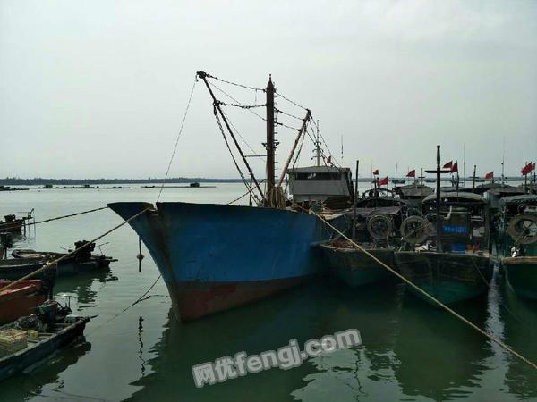 出售大型铁壳渔船