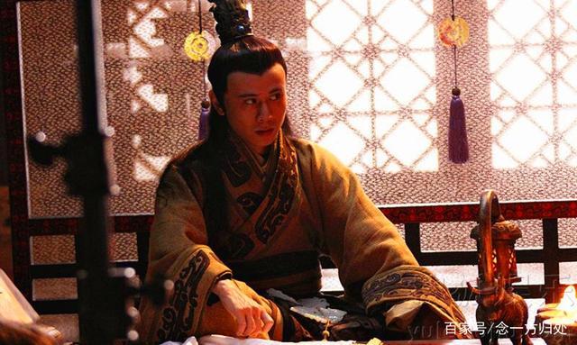 刘宏设置鸿都门学,这所学校虽说挂的是孔子以及其七十二弟子的画像,但