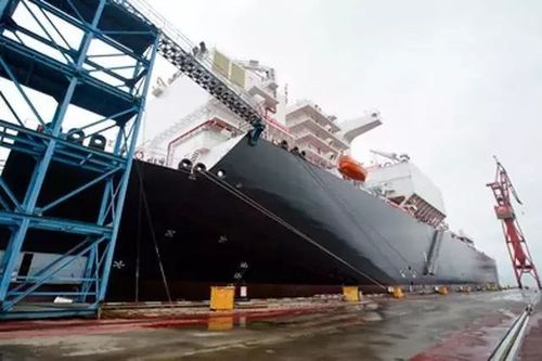 这是在沪东中华造船(集团)有限公司拍摄的pulng项目3号船(7月5日摄).