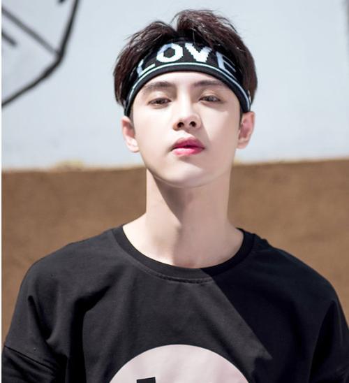 男生束发带怎么绑好看男生束发带图片