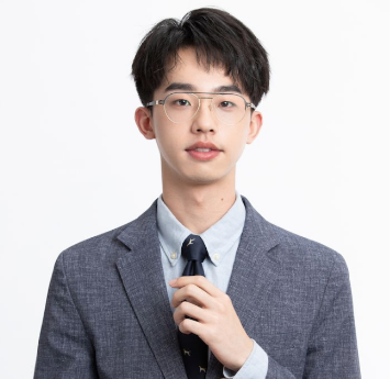 何运晨登陆猿辅导"榜样青年说"的课堂