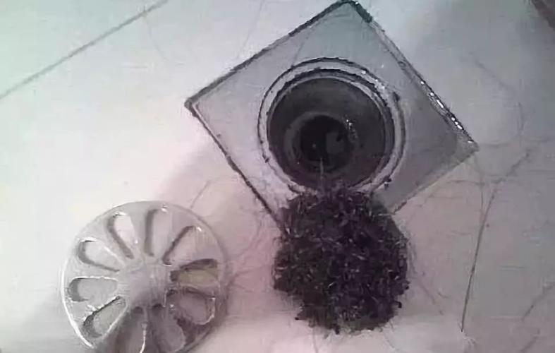 下水道堵了,不用请师傅!只需一根小棍就能帮你解决