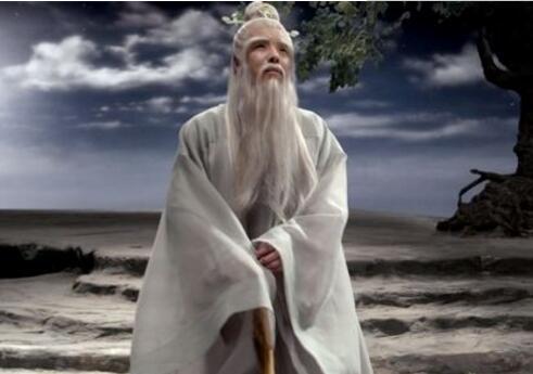 西游记中有个巅峰高手没有背景,但成就却在十万天兵天