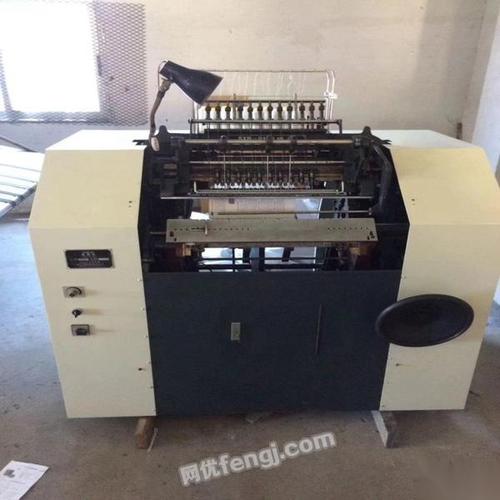 二手胶装机,锁线机,配页机 10000元出售