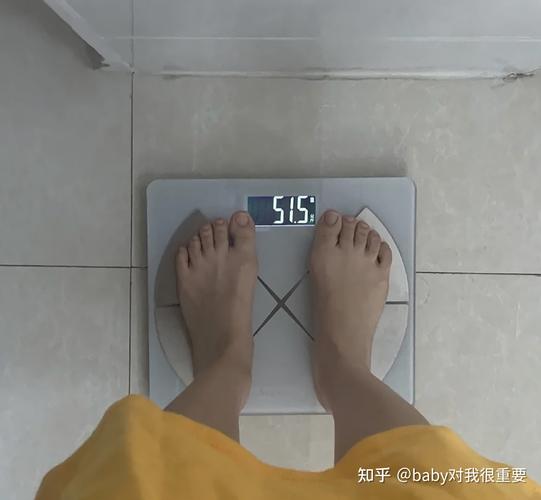 体重:102斤(瘦了14斤)第十四天:2.19体重:104斤(瘦了12斤)第十二天:2.