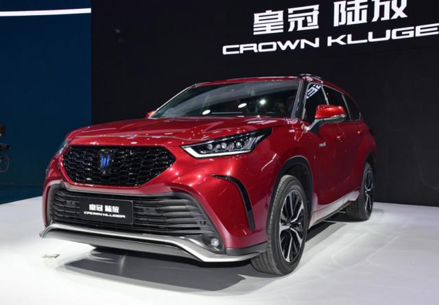 丰田又一王牌中型suv皇冠车标5米车长比新款汉兰达值得等