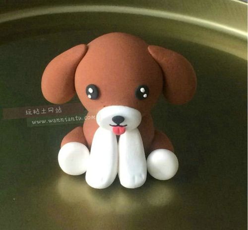 趴着的粘土小狗狗玩偶做法
