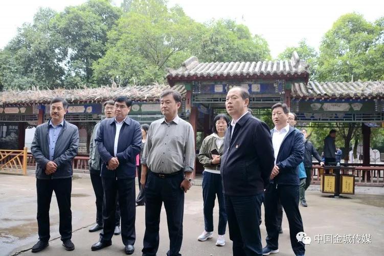 国开行河南省分行行长傅小东一行到我市调研
