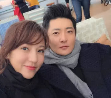 难怪郭京飞鲍莉认识一个月就闪婚,你看看鲍莉怀孕时郭京飞说了啥