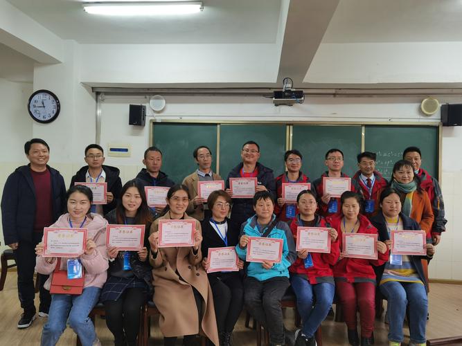 盐源县民族中学校到泸州市梓橦路学校跟岗学习简报第五期