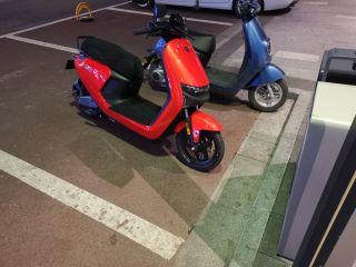 今天给老婆买了个九号电动车瞬间觉得自己的雅迪是辣鸡