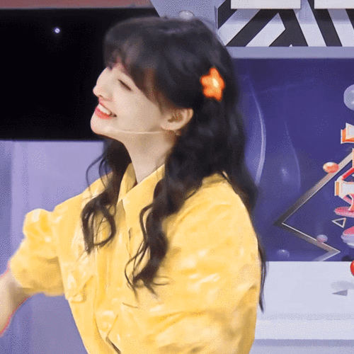 有没有觉得郑爽这几个动态有点可爱了