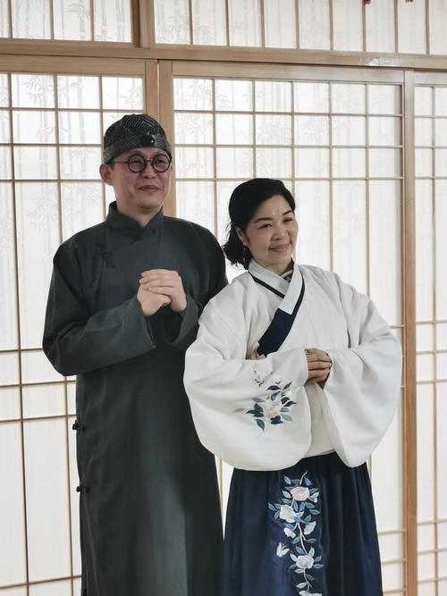 谭文老师孙文群老师夫妻俩演绎古代掌柜