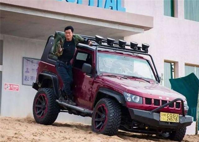 《战狼2》爆红后,小朋友的影评成了亮点,坐豪车的吴京都笑了!