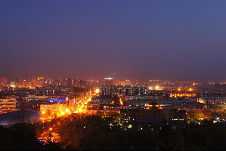 牡丹江的夜景.