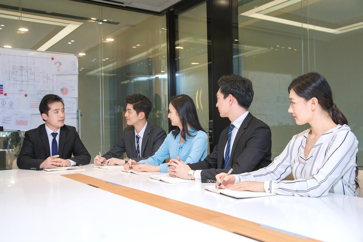 办公室会议真实图片大全办公室开会高清情景图片欣赏