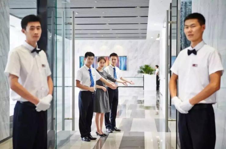 始终不变的是热情,诚恳的服务态度.