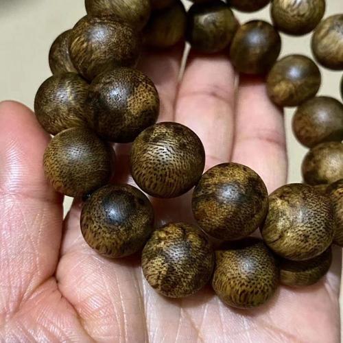 绿奇楠沉香的香味特点 绿奇楠沉香的功效与作用 正宗