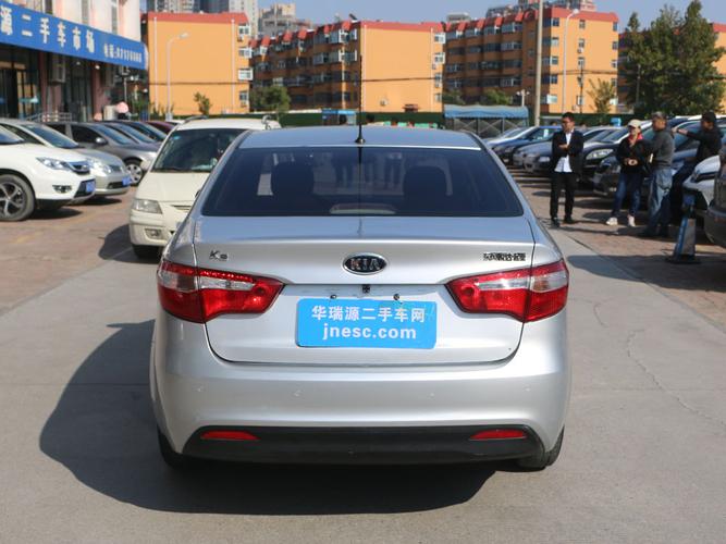 起亚 起亚k2 2011款 1.4l 手动gl