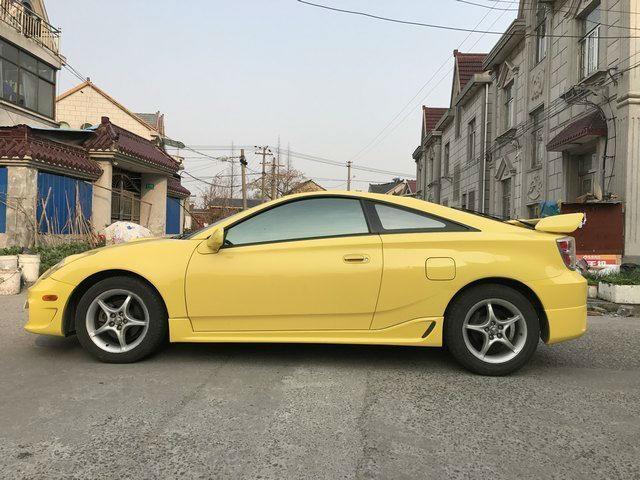 【上海】2004年12月 丰田 赛利卡 1.8 黄色 自动档