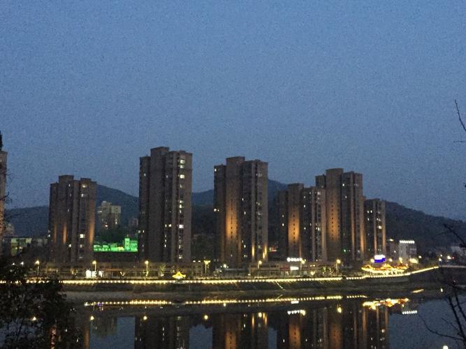 金寨县_天气预报查询 - 墨迹天气