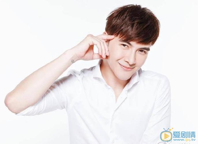 端脑博卞是谁演的博卞扮演者谢佳见资料