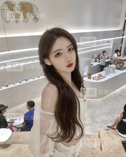 那个塌房的网红叫李由 真的是变性的