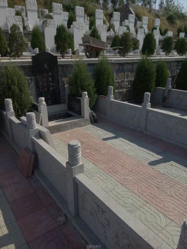 济宁凤凰山坤和园陵园_坤和园陵园价格_济宁陵园_凤凰山坤和园陵园