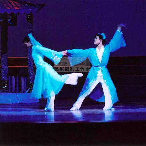 双人舞:《梁山伯与祝英台》(组照4幅)