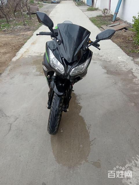 宝雕250街车