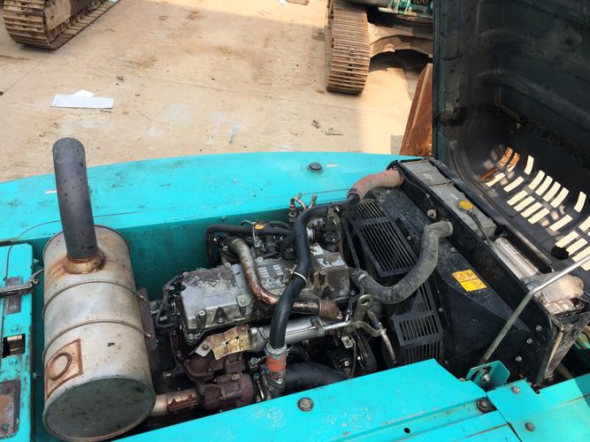 神钢sk260lc-8挖掘机23