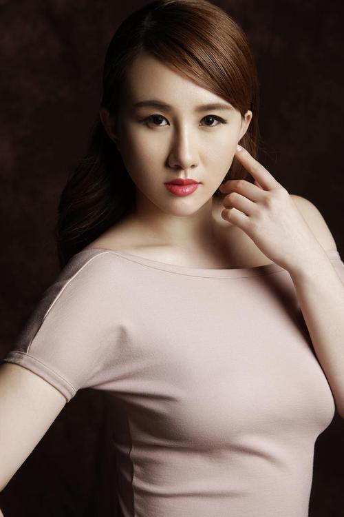 孟瑶yao meng的图片