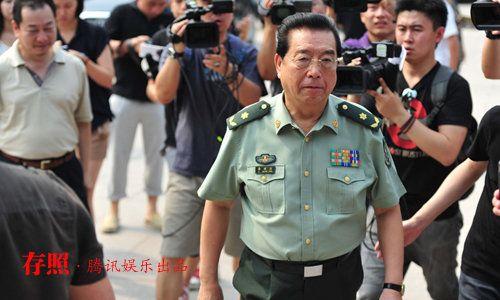 李双江不会是真的少将军衔吧