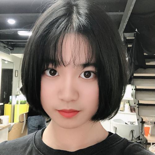 圆脸塌鼻子短发我可了!_圆脸_名表_发型_刘海_时尚