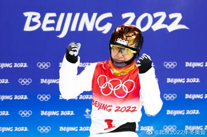 徐梦桃女子空中技巧夺金##北京2022
