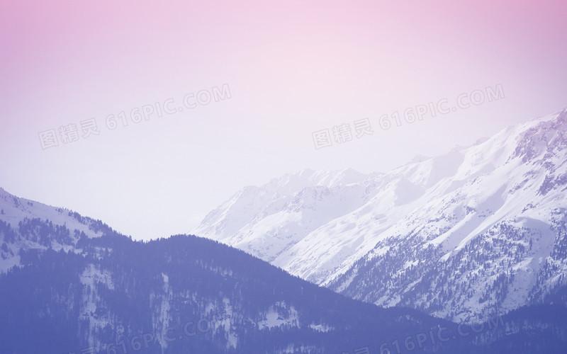 朦胧雪山唯美背景图