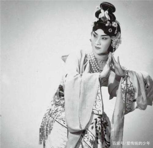 京剧名家言慧珠的遗产给谁了,为何其子言清卿十分恨冤俞振飞