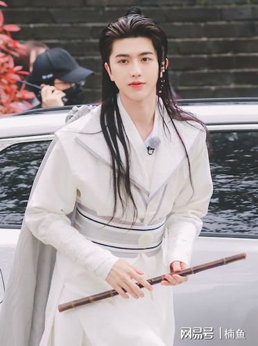 蔡徐坤《奔跑吧》路透曝光,古装扮相好惊艳,风度翩翩宛如画中仙