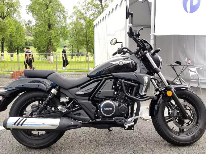 摩托车豪爵tr300中年人的爆款