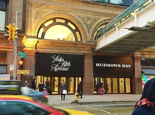 一年一度 saks fifth avenue 满额送礼卡活动正在进行时,最多送$900礼