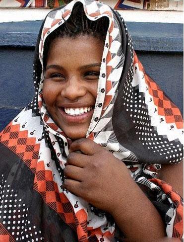 马耳他,马格里布和西非的穆斯林居民,后专指生活在撒哈拉沙漠西部地区