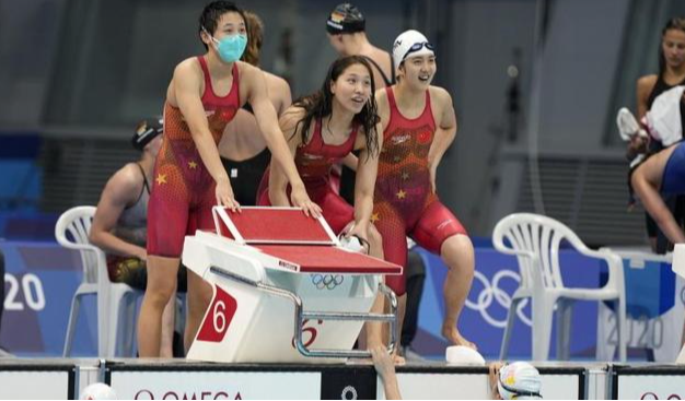 中国队创造女子4×100米自由泳接力亚洲纪录